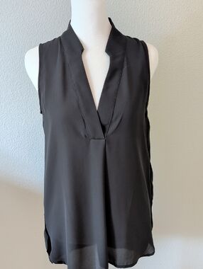 Banana Republic Flowy Summer Top